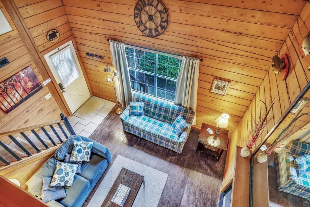 3 Bedroom Log Cabin Condo Close To Everything! Бренсън Екстериор снимка